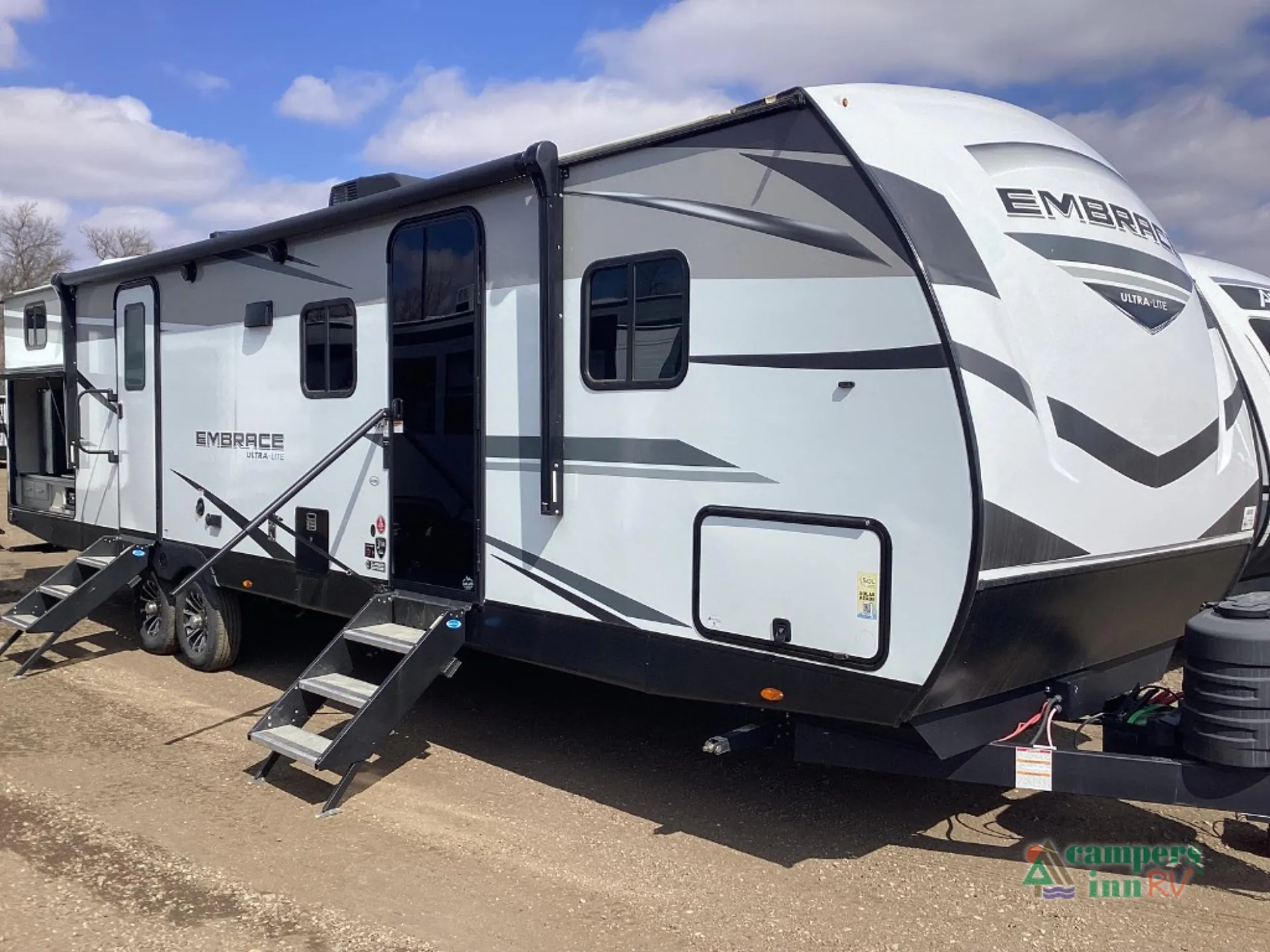 2025 Cruiser RV Embrace 32BH - Photo 2