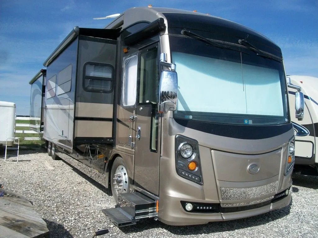 2013 American Coach American Eagle Heritage 45T - Photo 4
