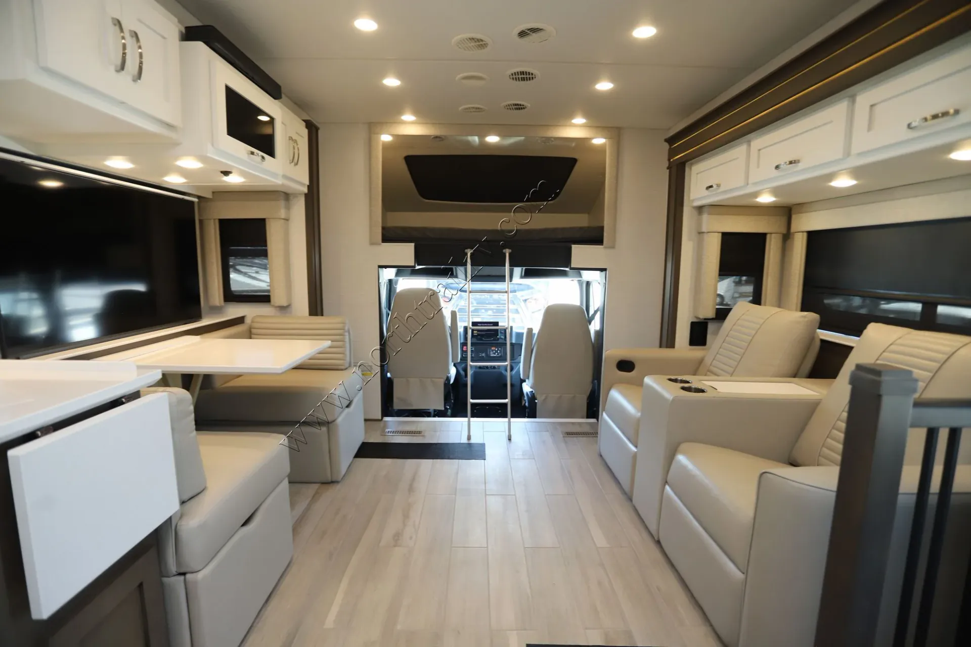 2026 Newmar Grand Star 3948 - Photo 4
