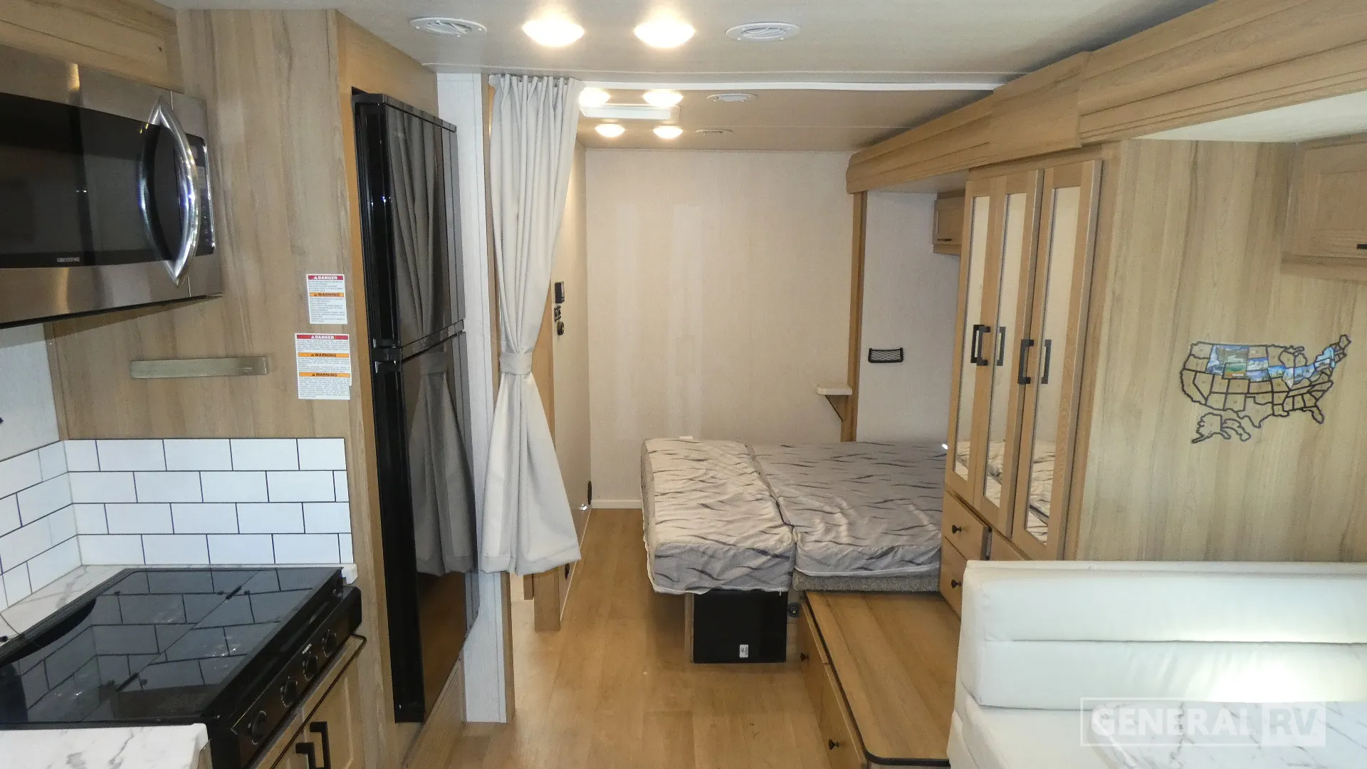 2024 NeXus RV Triumph 24T - Photo 3