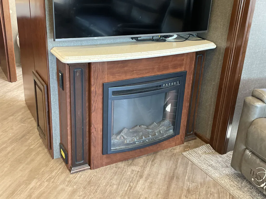 2018 fleetwood Pace Arrow Lxe 38F, Photos photo 18