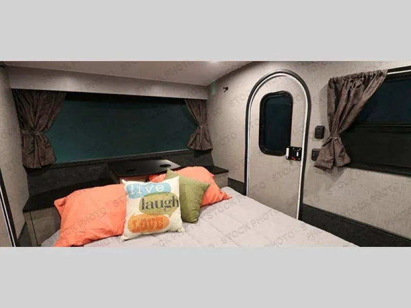 2019 inTech RV Luna Used    Lite - Photo 4