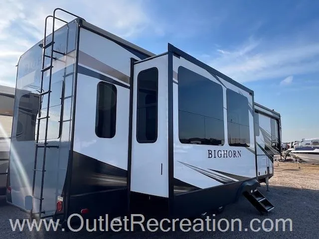 2022 Heartland Bighorn BH 3300 DL - Photo 3