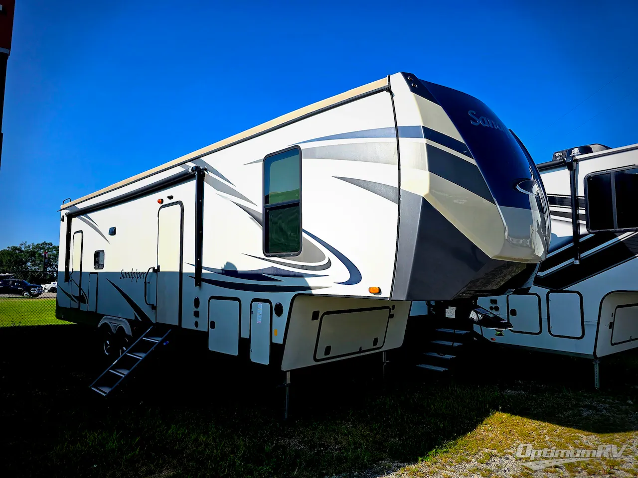 2020 Forest River Sandpiper 3330BH dealer photo 1 from Optimum RV
