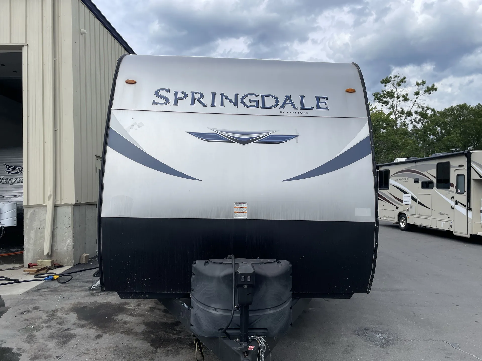 2021 Keystone Springdale 282BH — front