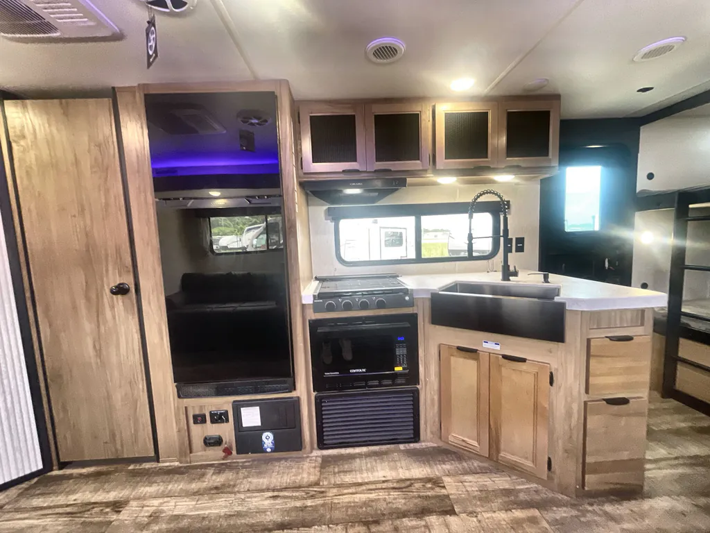 2024 Forest River Cherokee Grey Wolf 27DBH, Photos photo 12