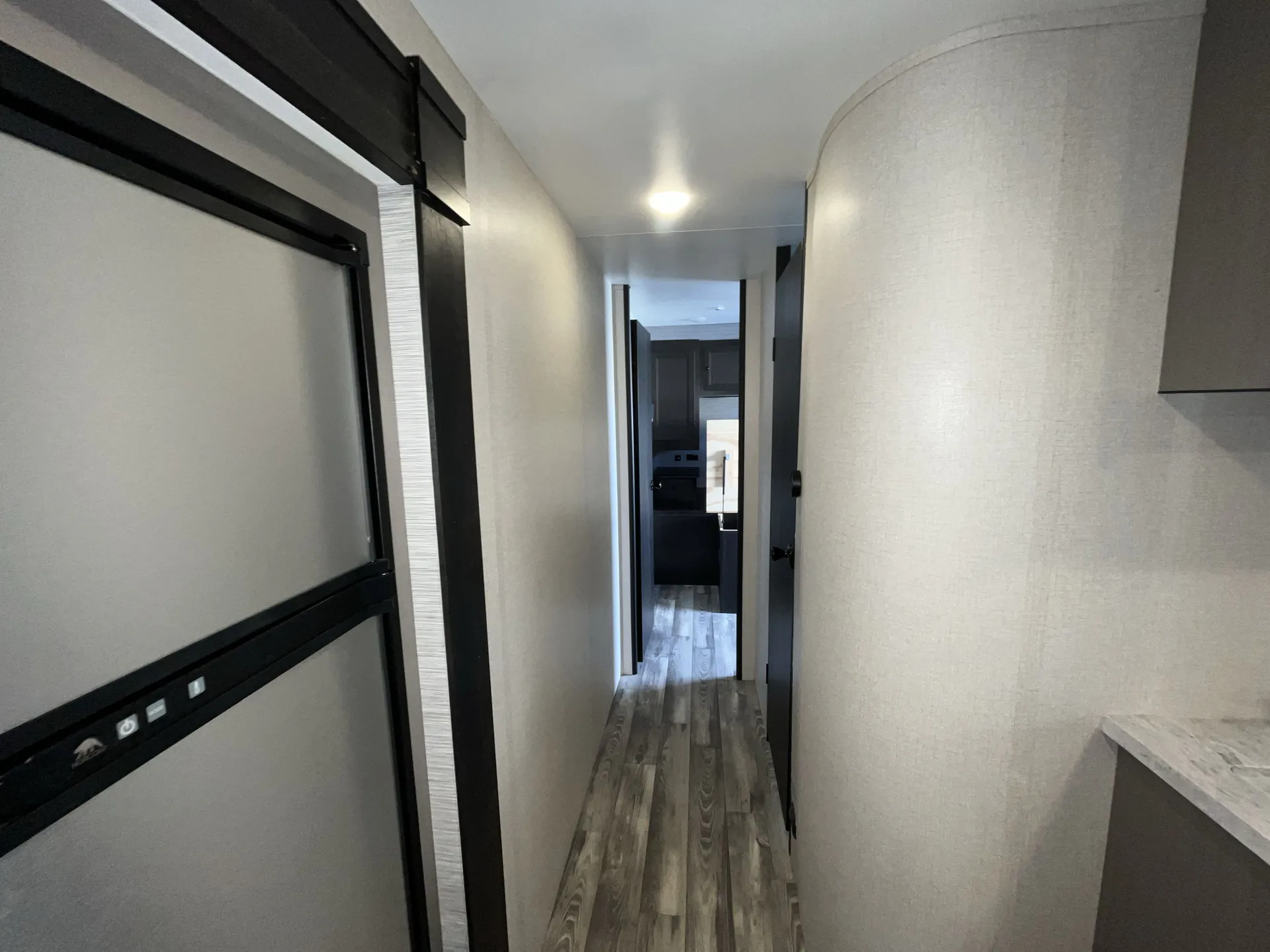 2022 Starcraft Super Lite 262RL — living area main