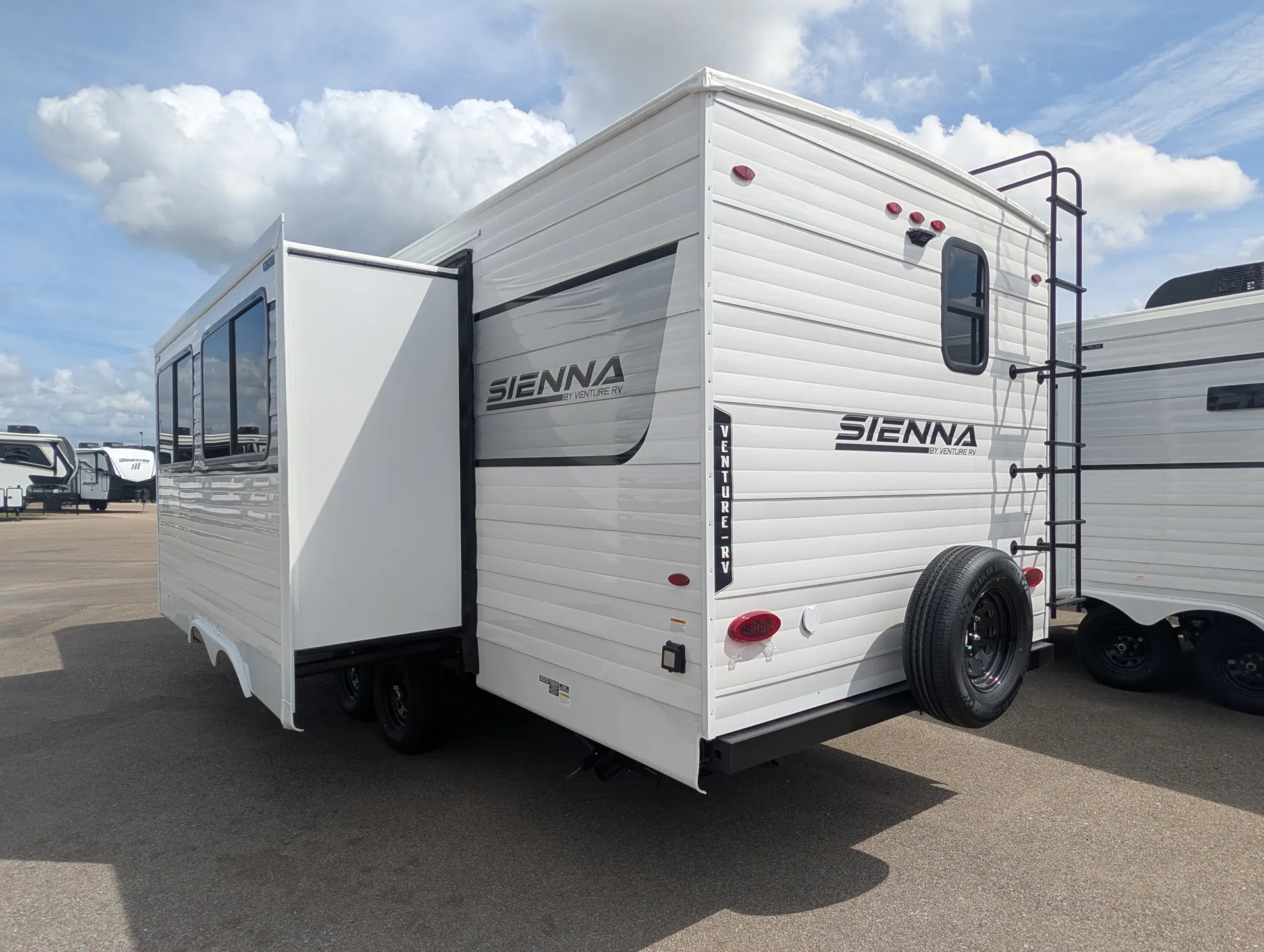 2026 Venture RV Sienna SA251VRB - Photo 4