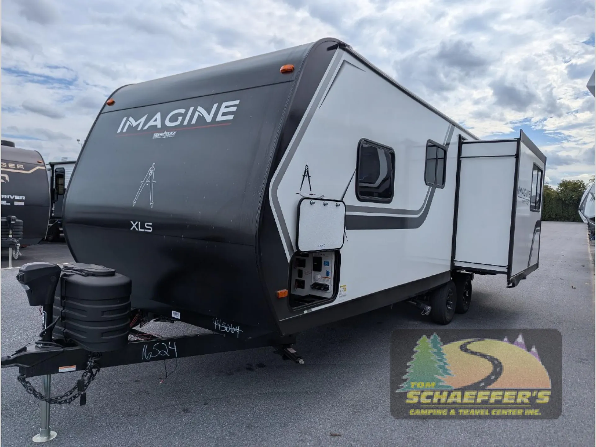 2026 Grand Design Imagine XLS 25RLE - Photo 4