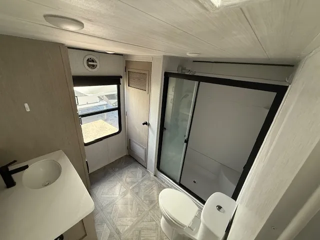 2023 Forest River Salem Grand Villa 42VIEW, Photos photo 14