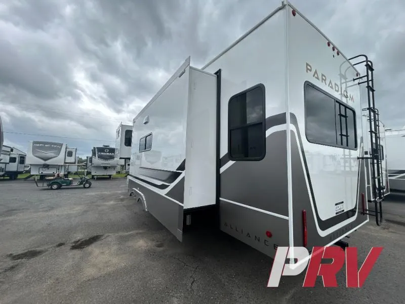 2026 Alliance RV Paradigm 310RL - Photo 4