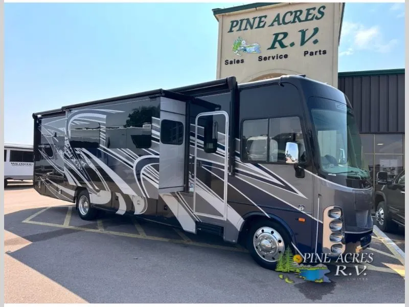 2022 Forest River Georgetown 5 Series GT5 34M5 - Photo 2