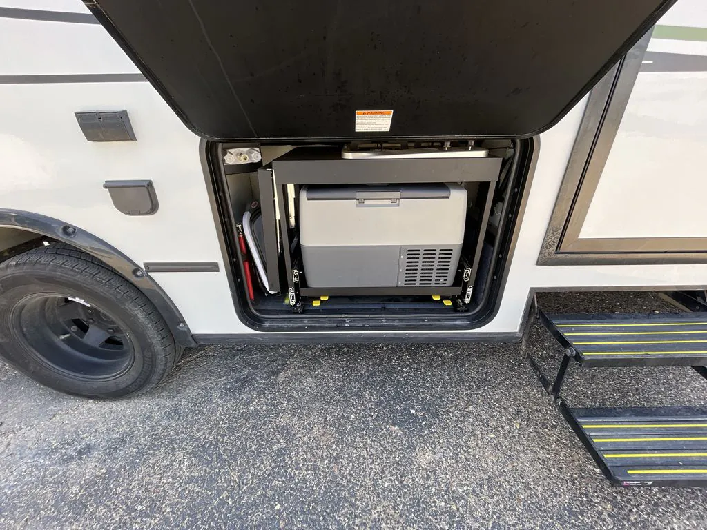 2023 Winnebago EKKO 22A - Photo 2