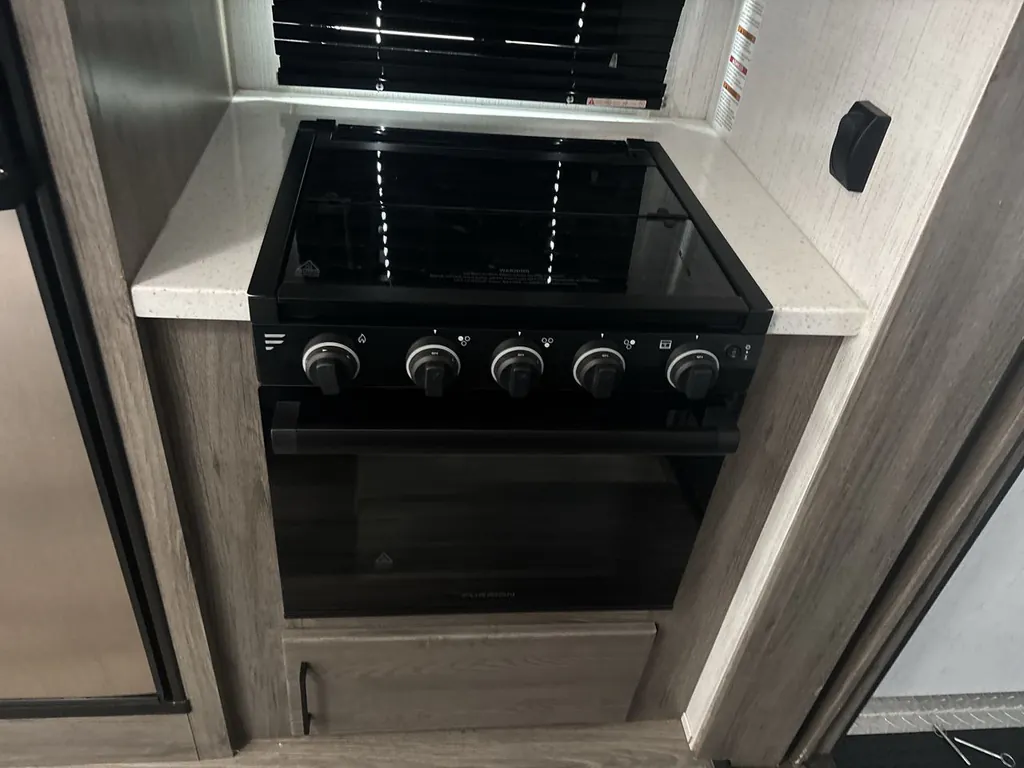 2022 Heartland Gravity 3550, Photos photo 8