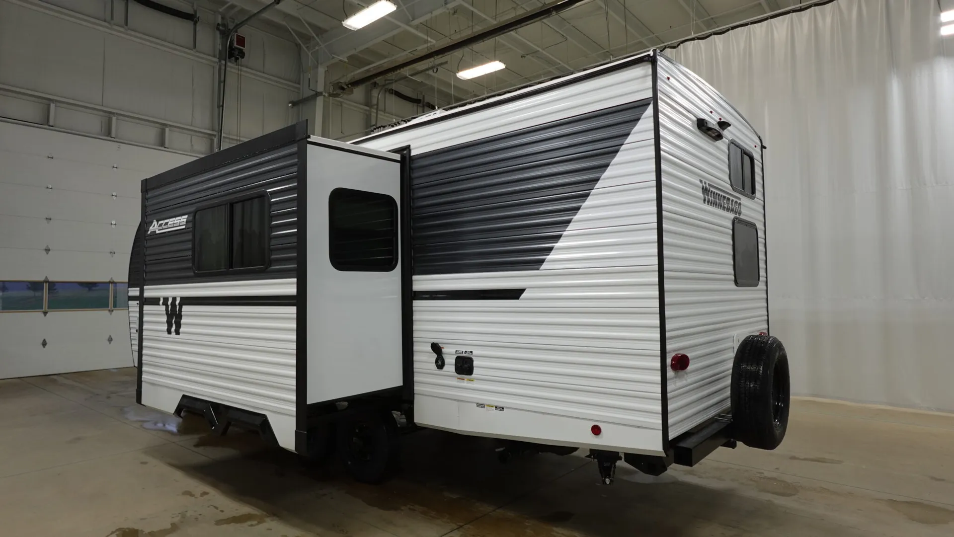 2026 Winnebago Access 25BH - Photo 4