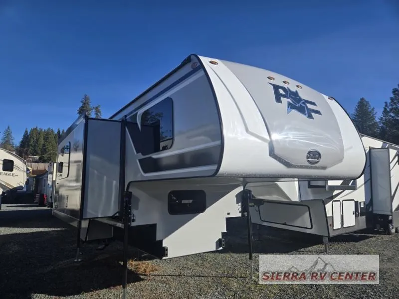 2026 Northwood Arctic Fox Camper 990 - Photo 2