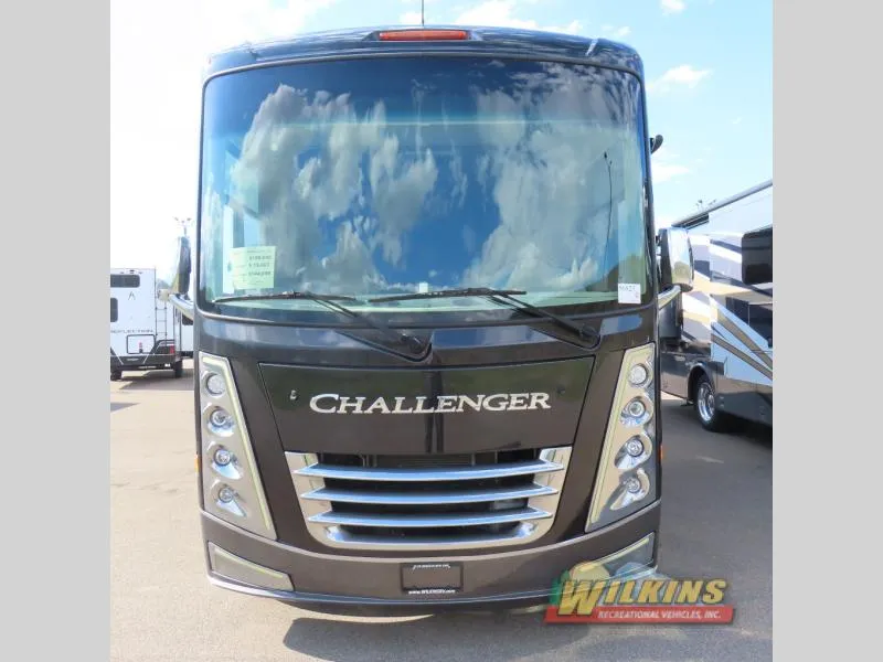 2022 Thor Motor Coach Challenger 37DS - Photo 4