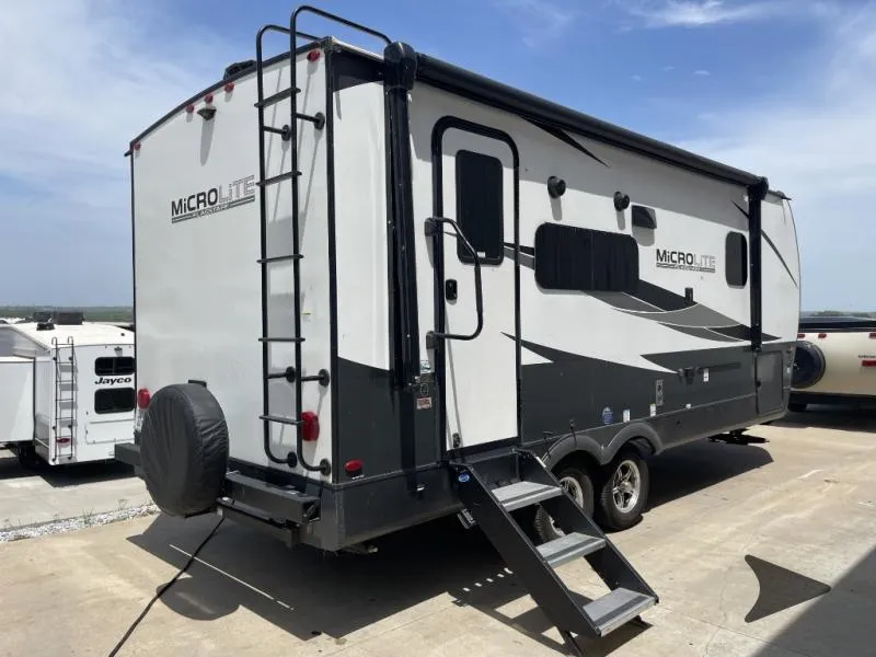 2024 Forest River Flagstaff Micro Lite 22FBS - Photo 3