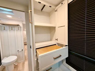 2027 Brinkley Model I 294, Photos photo 21