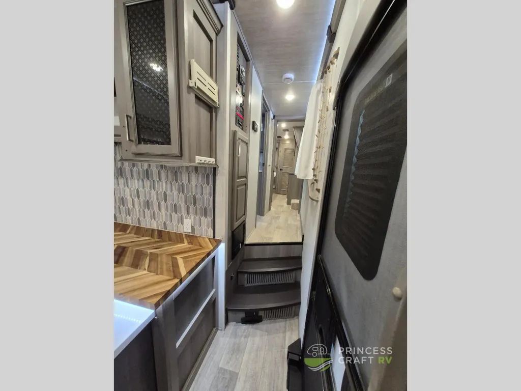 2021 Keystone Montana 3231CK, Photos photo 30