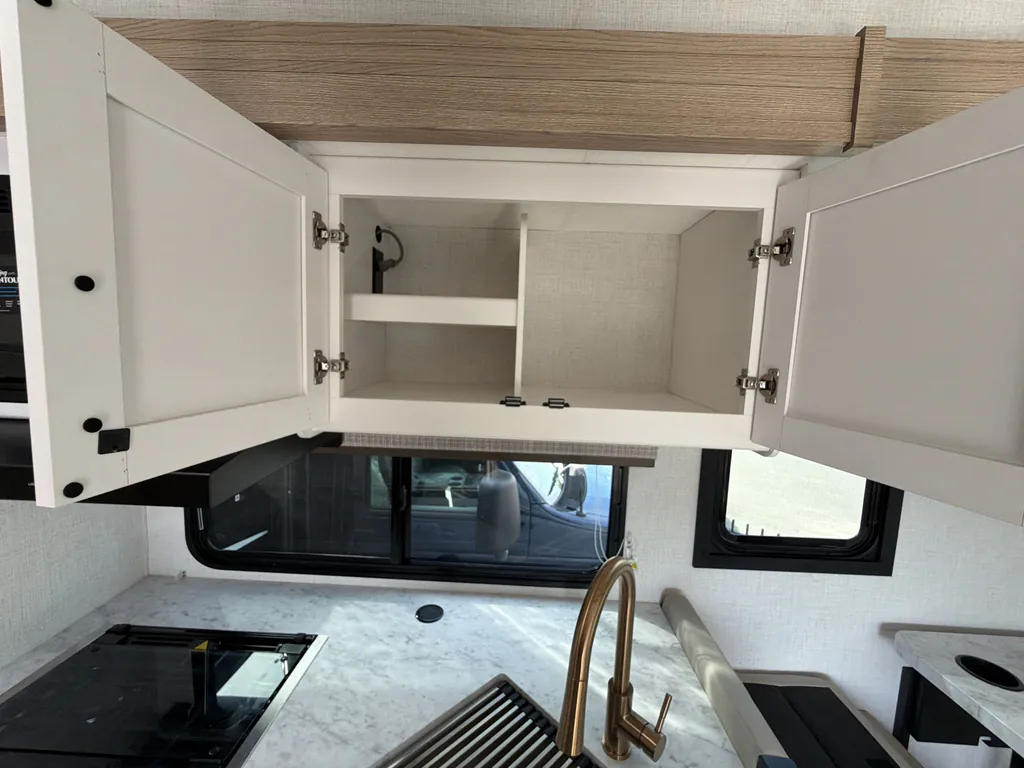 2027 Thor Motor Coach Freedom Elite 31FE, Photos photo 11