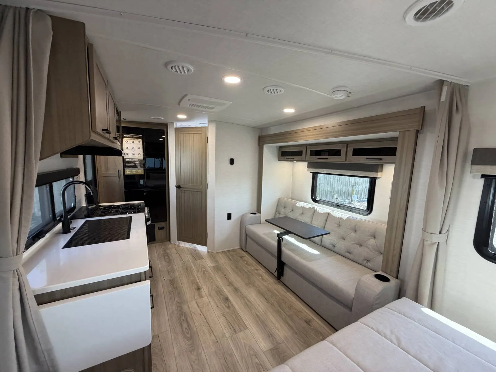 2027 Forest River Rockwood Mini Lite 2109S — Photo 7