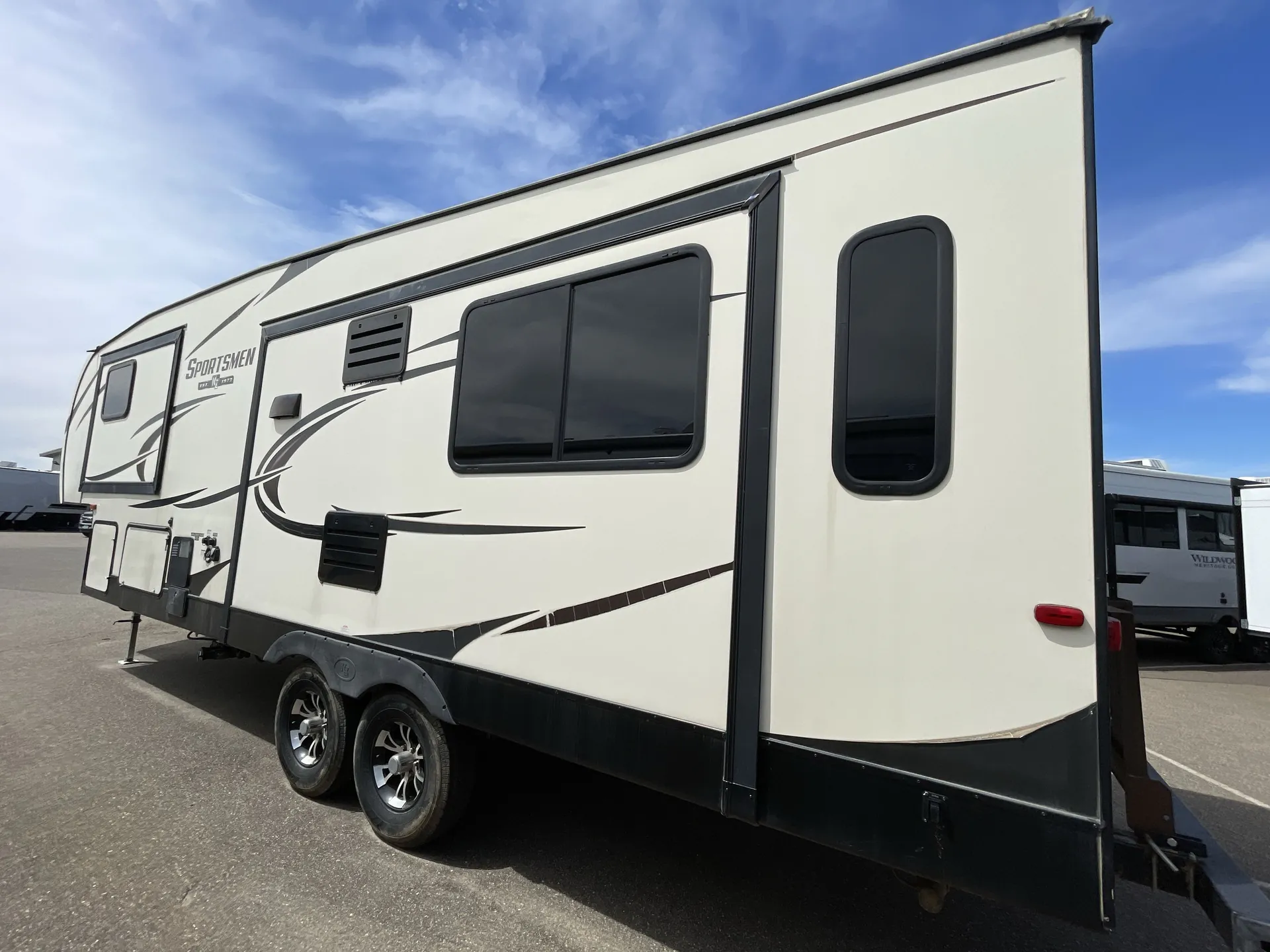 2018 k-z rv Sportsmen 293RL — living area main