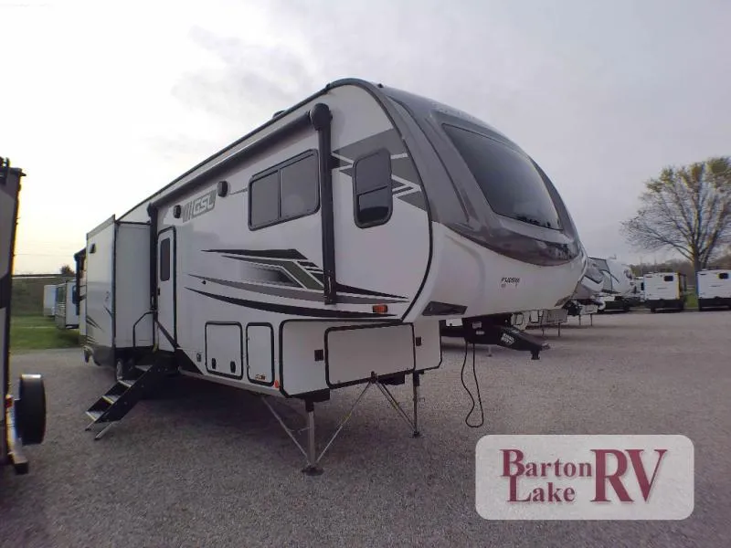 2023 Starcraft GSL 364BHS - Photo 2