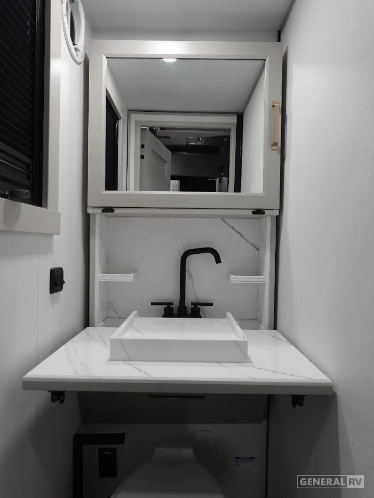2026 Brinkley Model G 4100, Photos photo 30