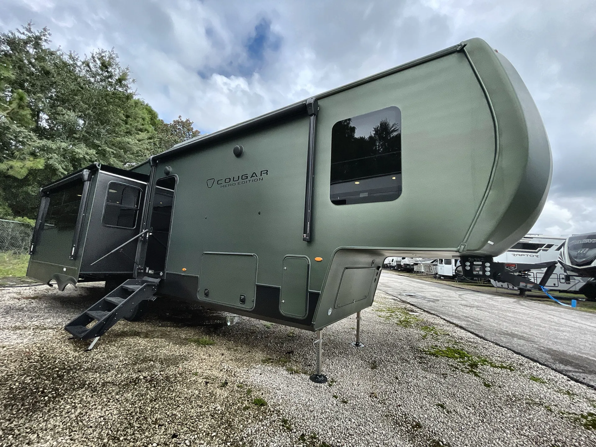2026 Keystone Cougar 316RLS - Photo 2