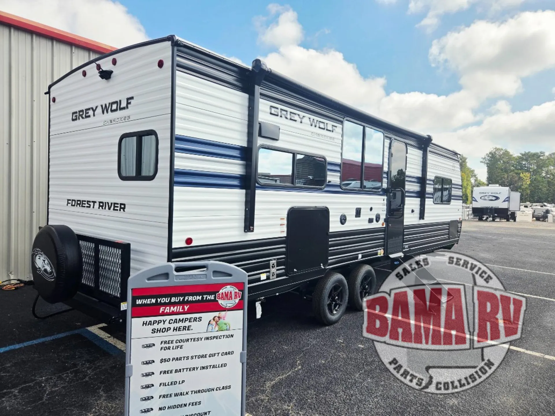 2027 Forest River Cherokee Grey Wolf 26SS — Photo 7