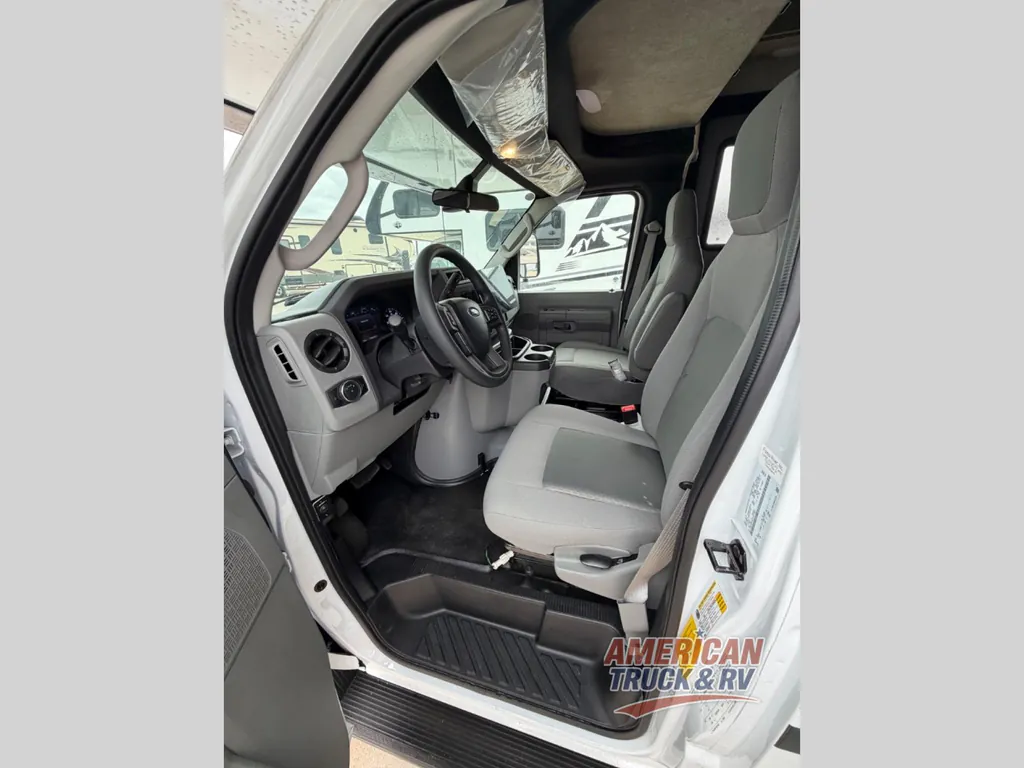 2027 East to West Entrada 2950OK, Photos photo 73