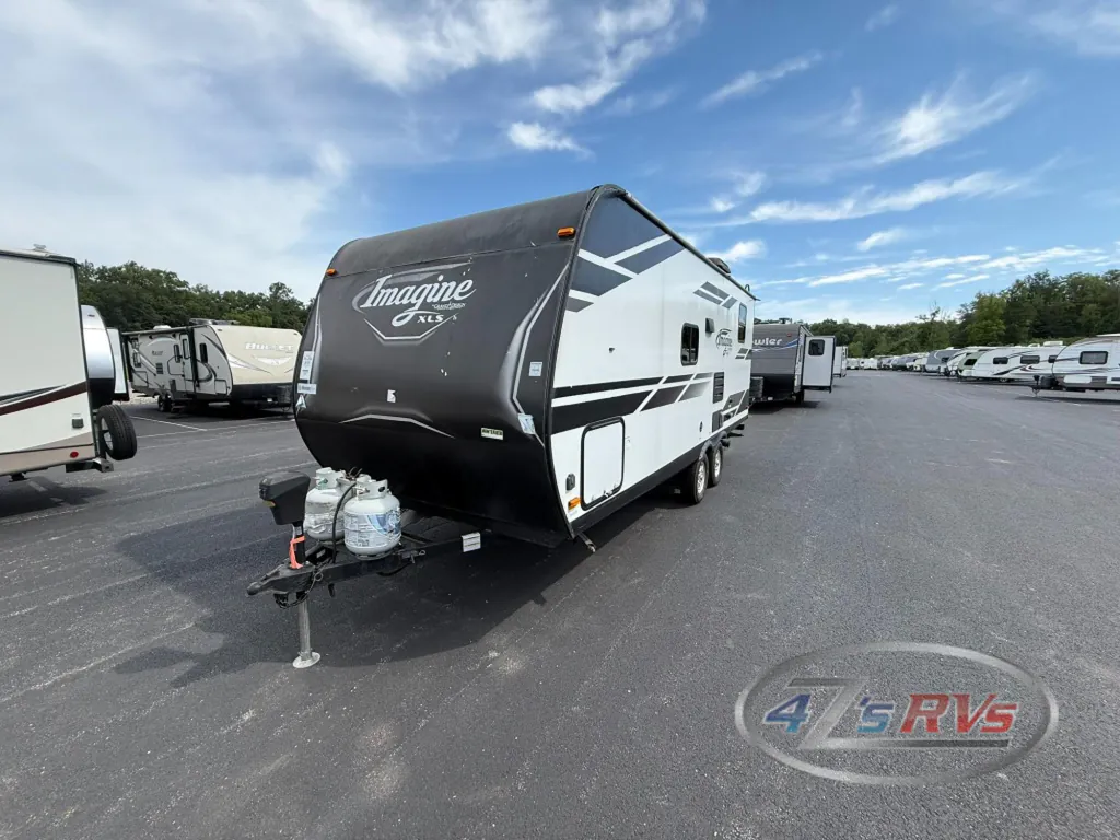 2019 Grand Design Imagine XLS 21BHE, Photos photo 3