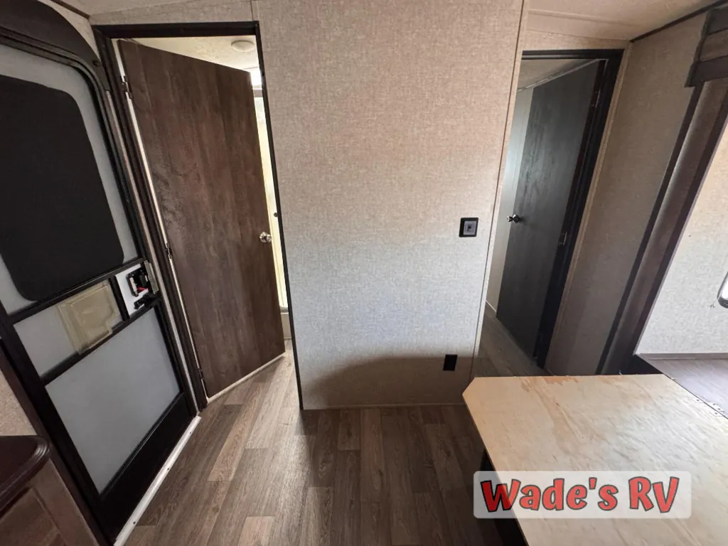 2017 Forest River Vibe 278RLS, Photos photo 29