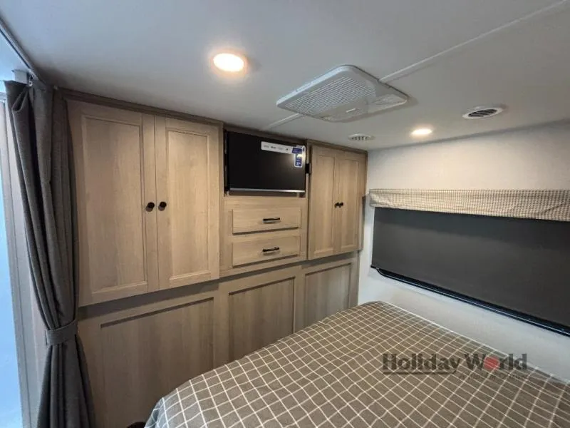 2026 Forest River Sunseeker 2860DS - Photo 4