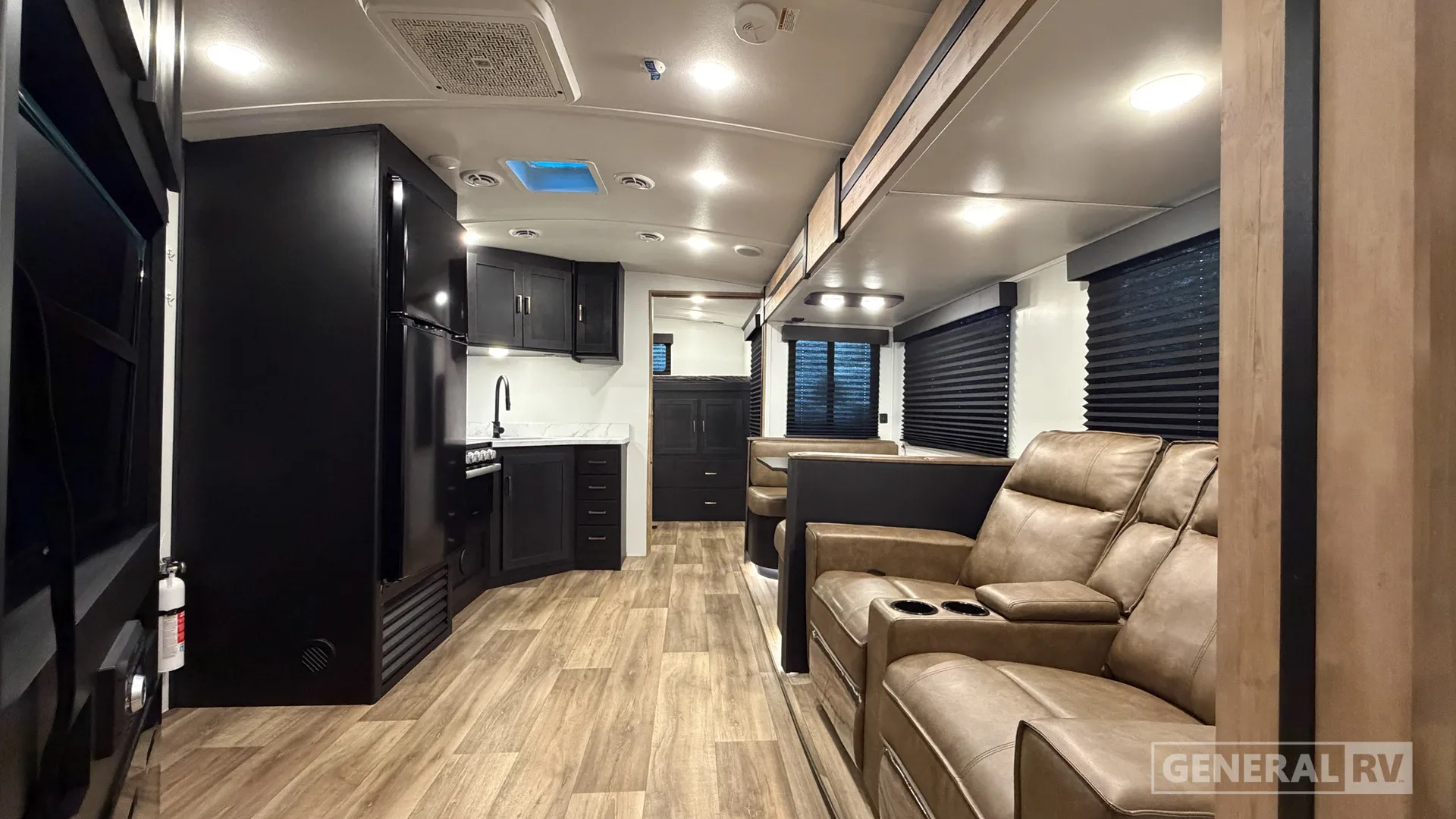 2023 Keystone Outback Ultra Lite 302UBH - Photo 3