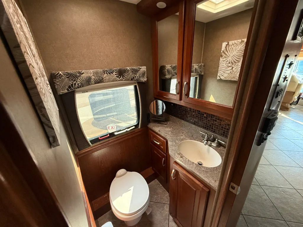 2015 Forest River RV Berkshire 38A, Photos photo 20