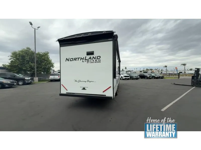 2024 Genesis Supreme Northland Limited 315RKS - Photo 2