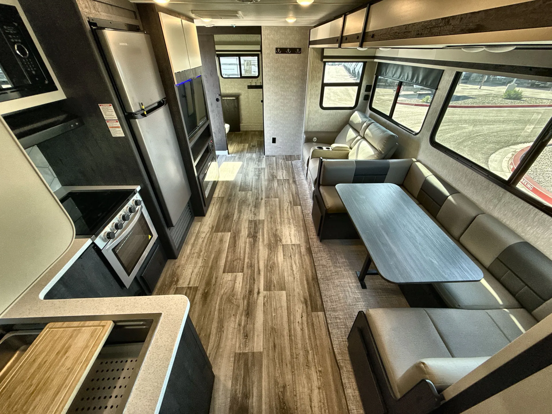 2024 CrossRoads Cruiser Aire CR27RBS — living area main