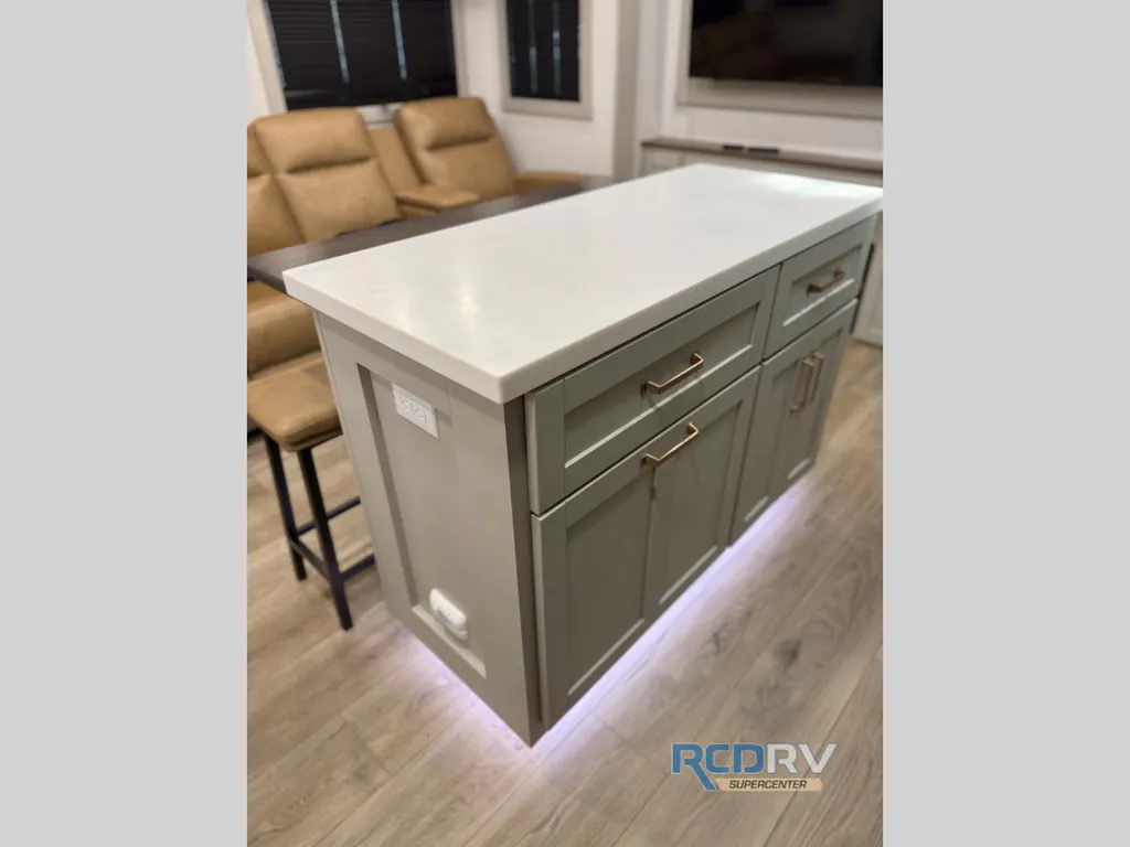 2025 Brinkley Model Z AIR 295, Photos photo 12