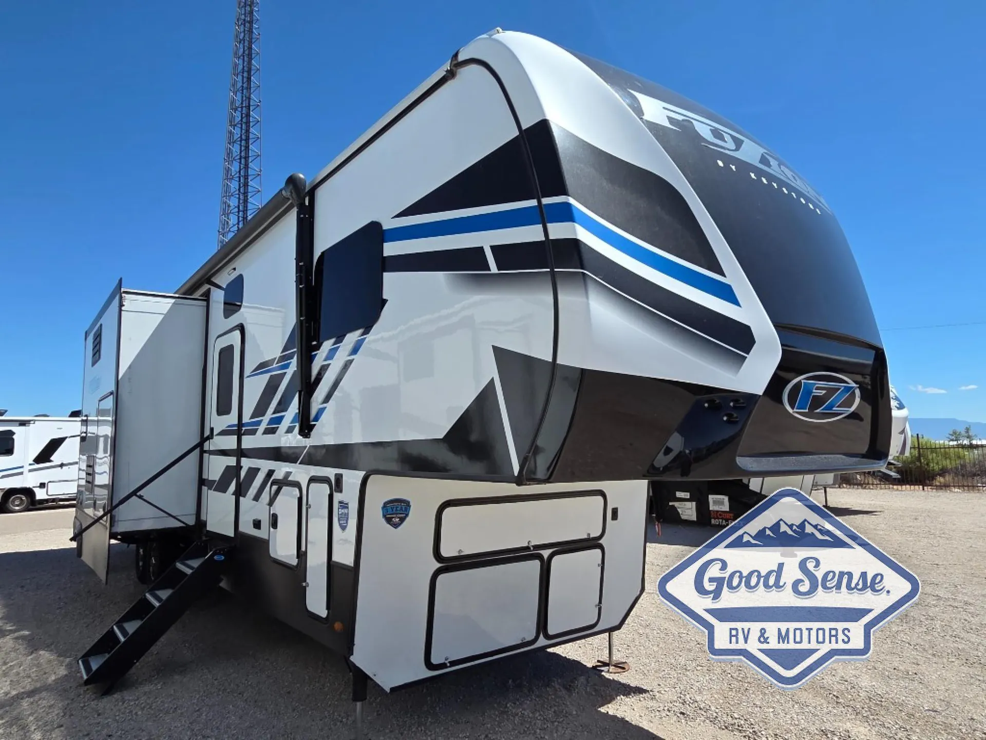 2023 Keystone Fuzion 379 - Photo 2