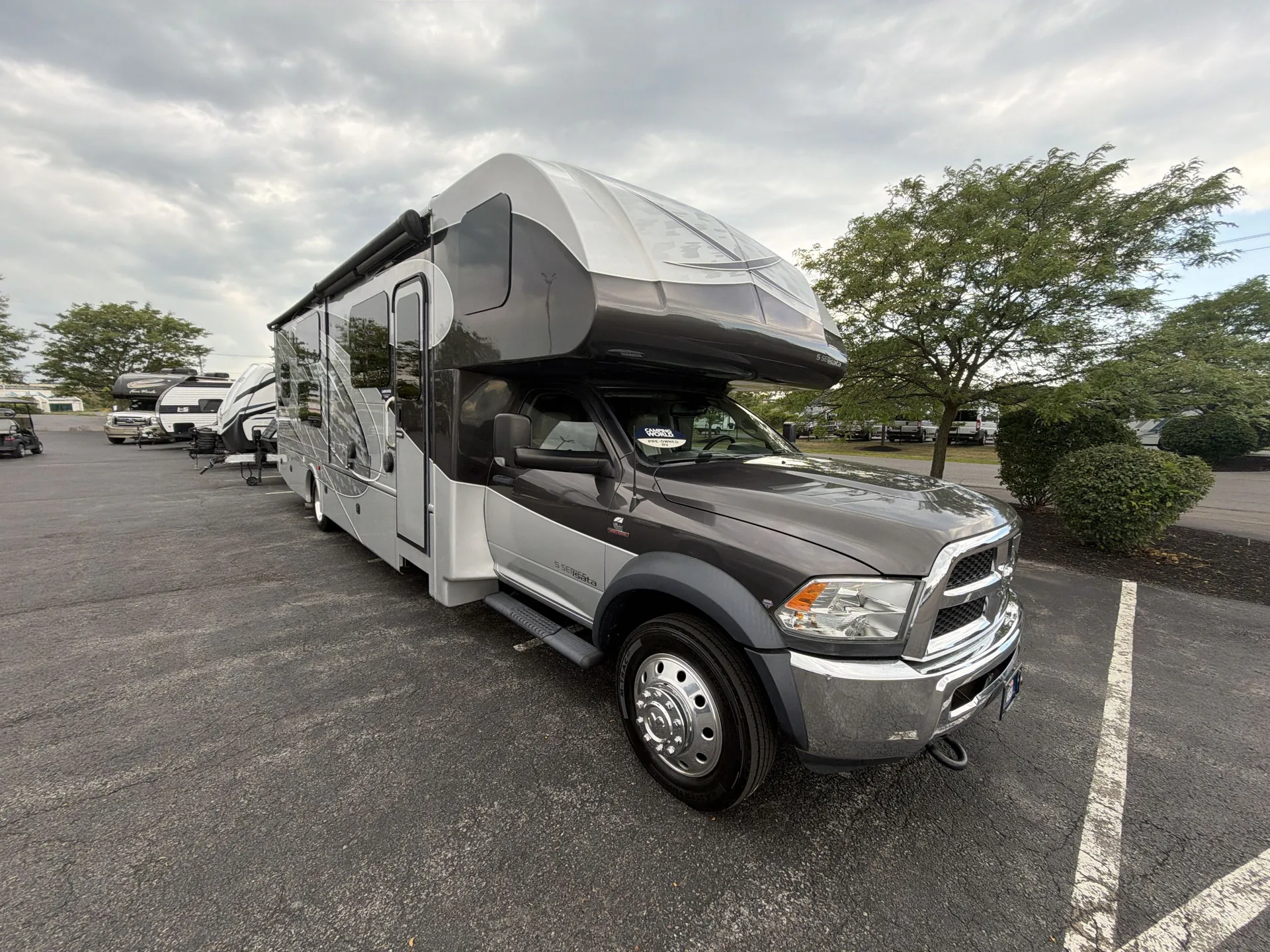 2018 Dynamax Corp Isata 5 Series 36DS - Photo 2
