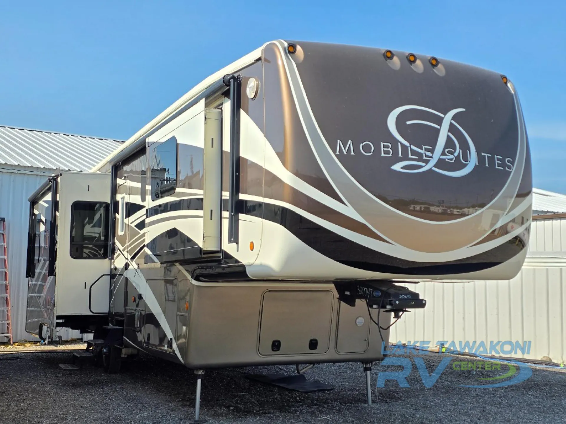 2017 DRV Mobile Suites 38RSSA - Photo 2