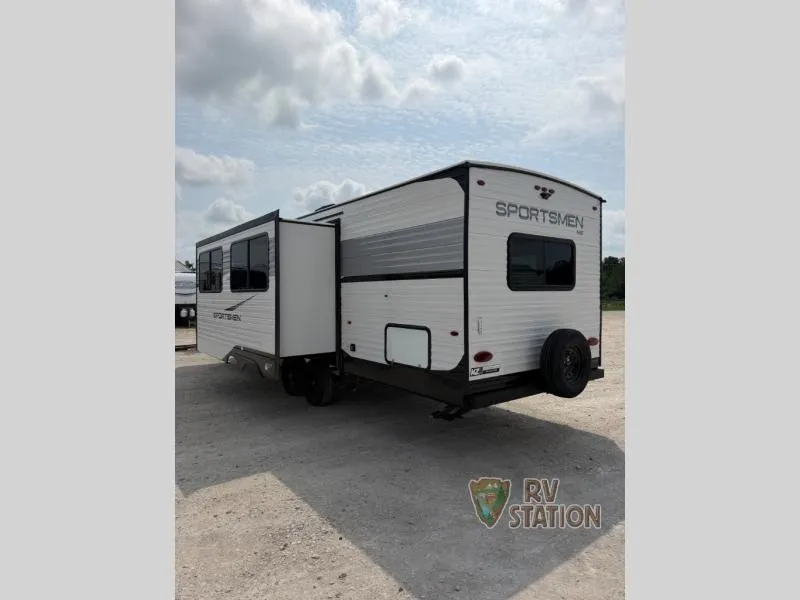 2026 KZ Sportsmen SE 301DBSE - Photo 3
