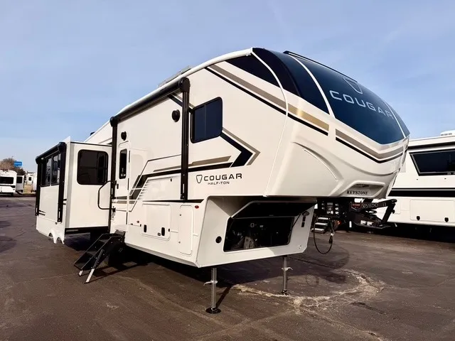 2026 Keystone RV Cougar Half-Ton 28RLI - Photo 2