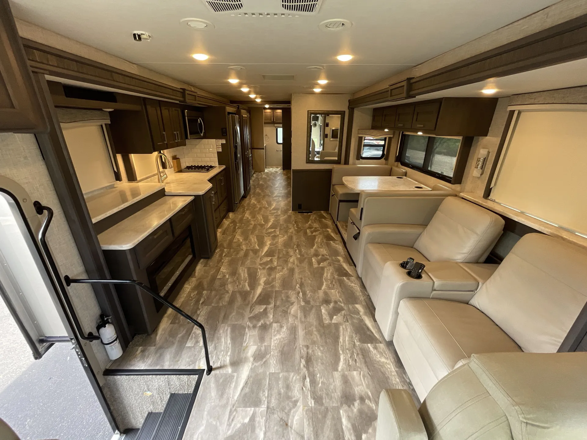 2024 Thor Motor Coach Challenger 37FH — living area main