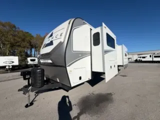 2026 Alliance RV Avenue 332RL - Photo 4