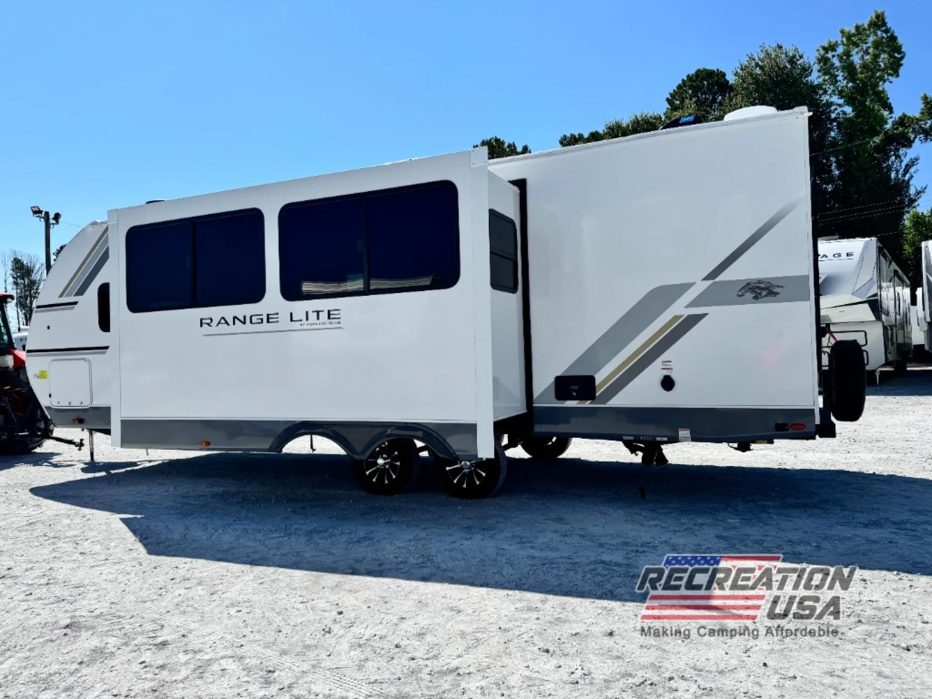 2025 Highland Ridge Range Lite 261BH dealer photo 5 from Recreation USA