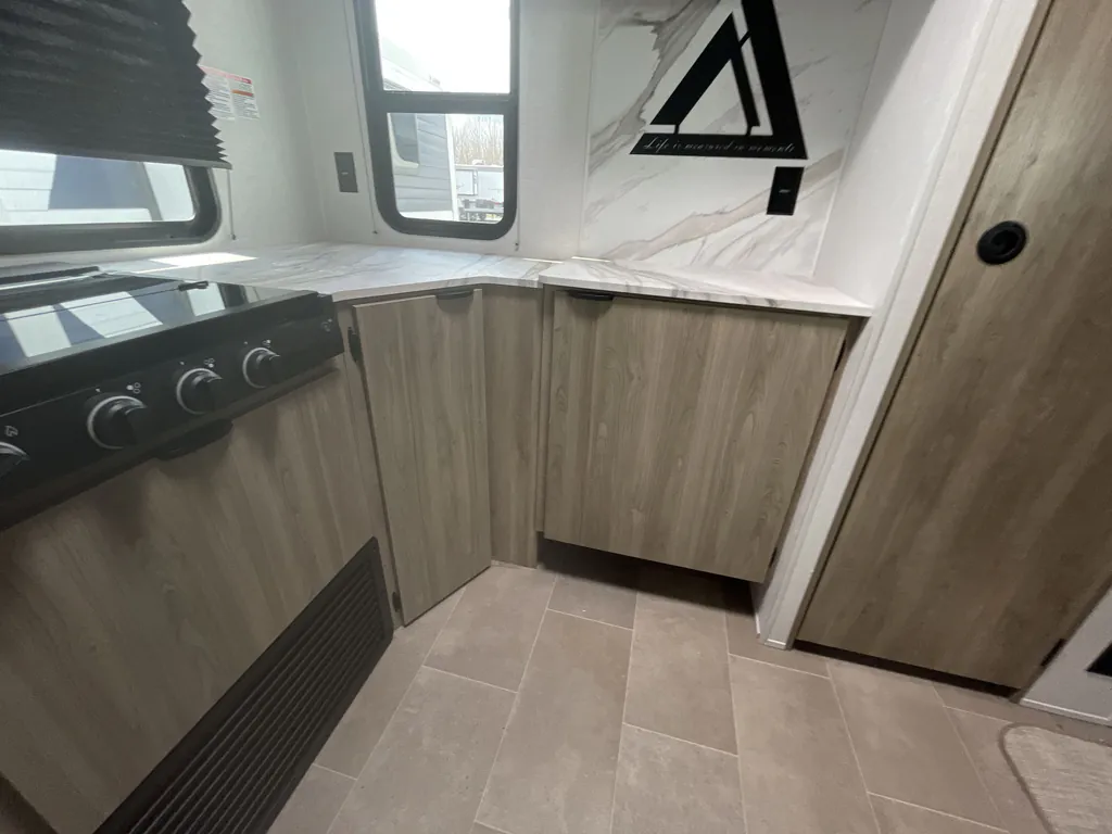 2026 Forest River Airelume 270, Photos photo 8