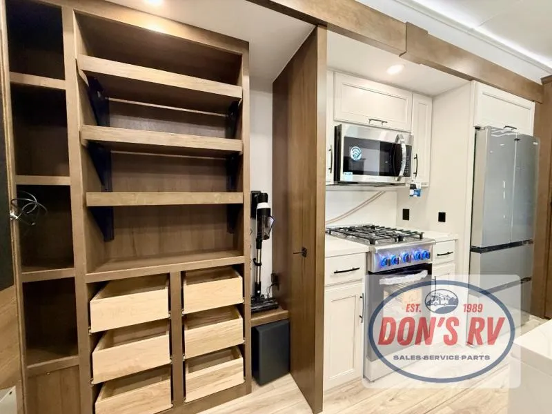 2026 Keystone Montana 3100RL - Photo 4